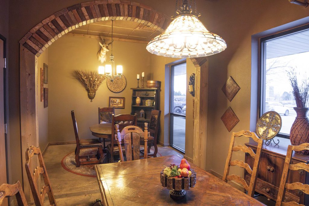 Satire Brewing Company Thornton Colorado. Beer. Food. Cocktails.